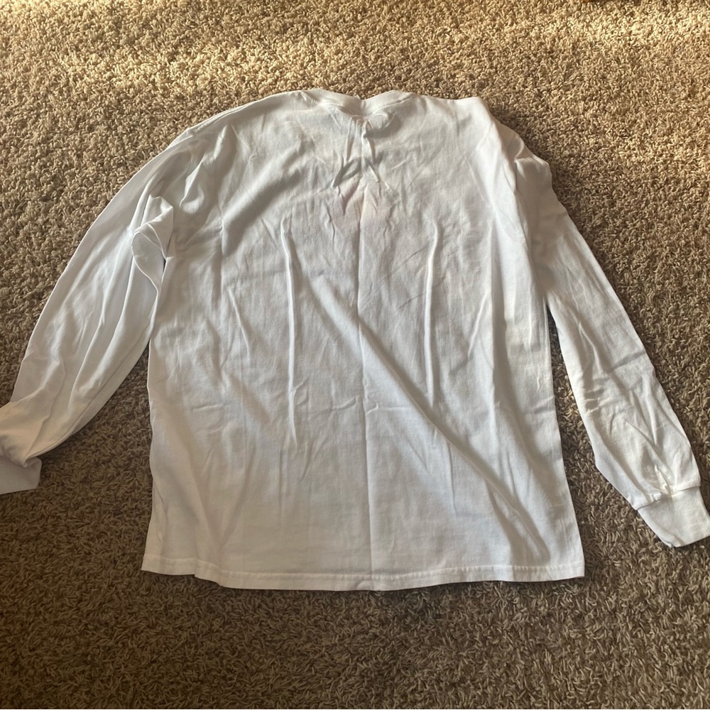 Women’s White Long Sleeve  Shirt with Graphic Flower Design - Picture 6 of 6